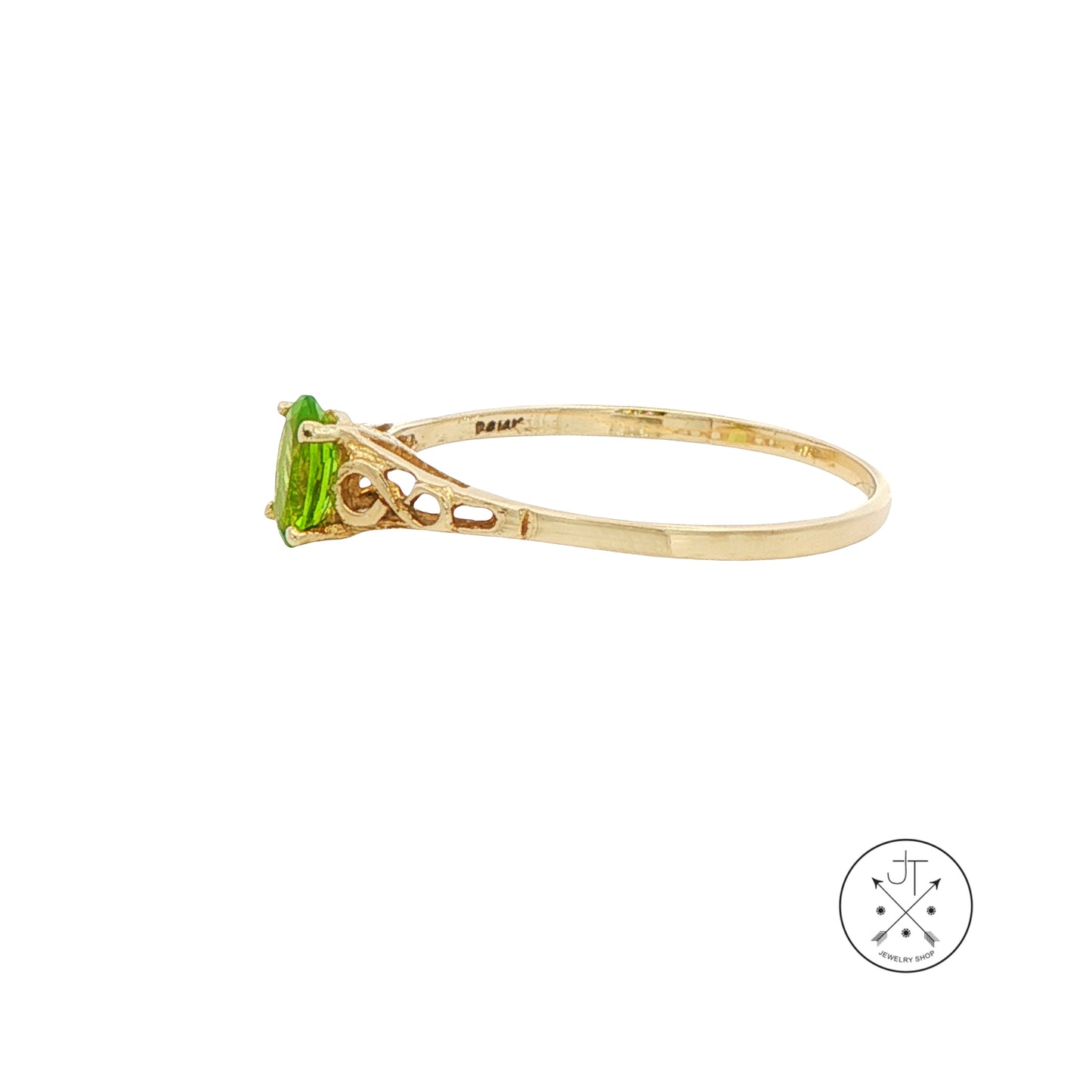 14k Yellow Gold Solitaire Ring with Peridot Oval Size 9 Nearly New August Birthstone