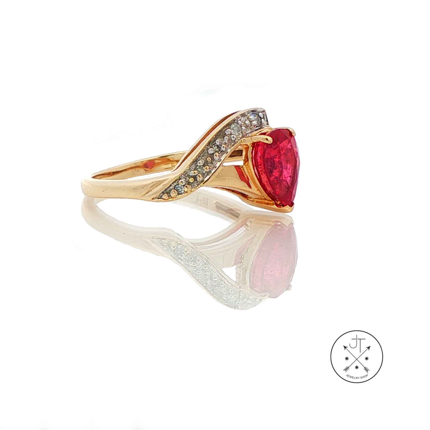 14k Yellow Gold Ring with Natural Ruby and Diamonds Size 7 Nearly New July Birthstone