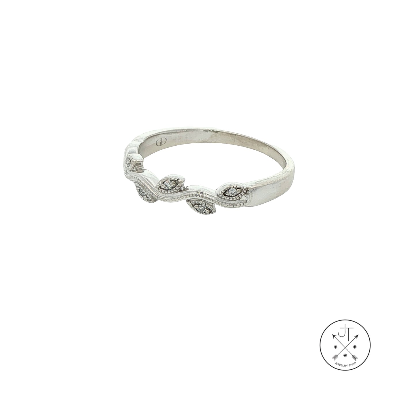 14k White Gold Leaf and Vine Band with .04 ctw Natural Diamonds Size 6.75 Thin Stack