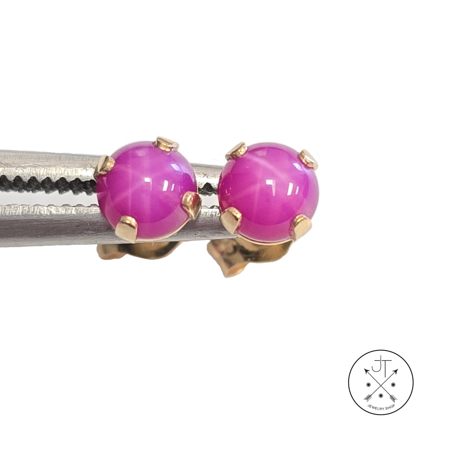 Vintage 14k Yellow Gold Stud Earrings with 5 mm Lindy Star Ruby