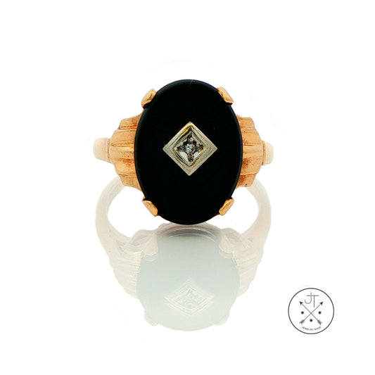 Vintage 10k Yellow Gold Ring Size 9 with Black Onyx and Diamond Baden Foss
