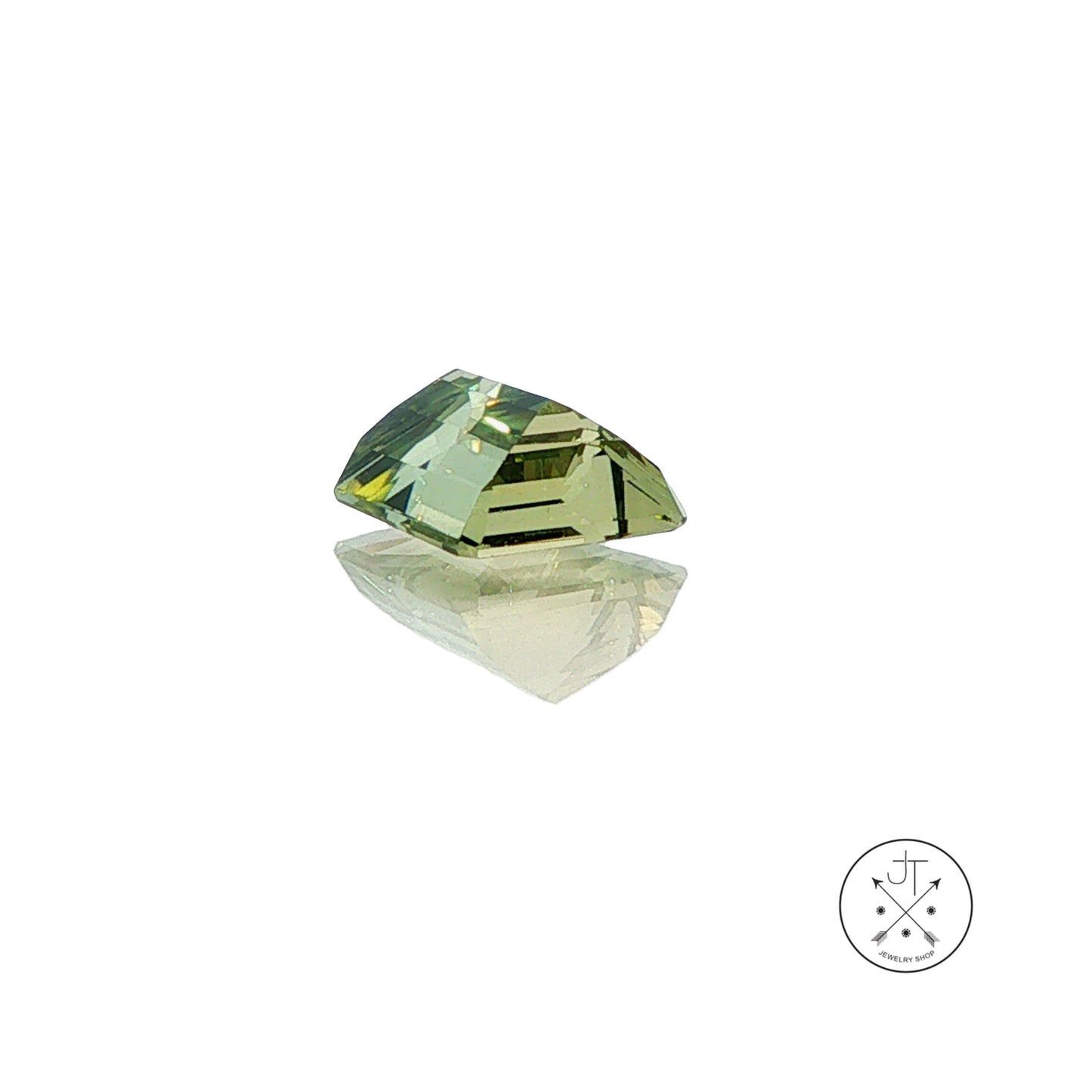 3.35 Carat Natural Green Beryl 10 x 8 mm Emerald Faceted Gemstone Loose