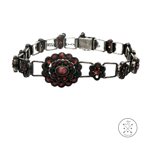 Antique Bohemian Sterling SiIver 10 ctw Garnet Flower Bracelet 7 inch