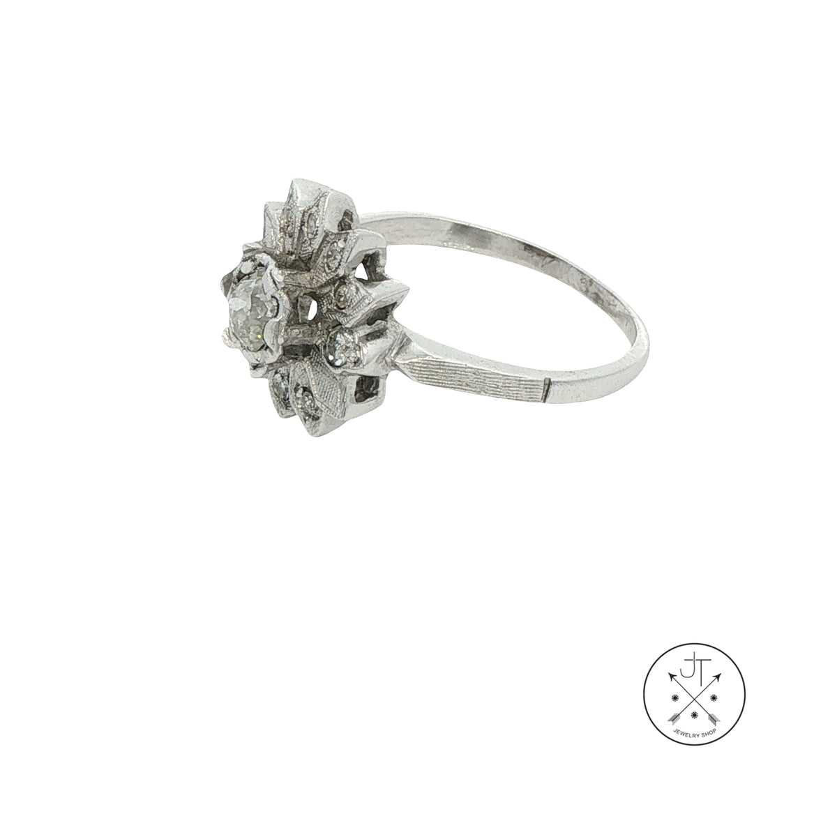 Vintage 14k White Gold Flower Ring with .62 ctw Old Cut Diamonds Size 8.75 Mine Cut