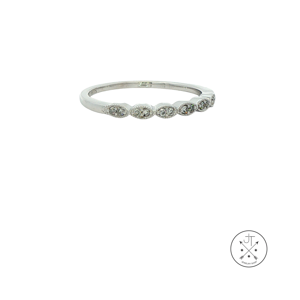 Helzberg 10k White Gold Scalloped Band with Natural Diamonds Size 7 Thin Stackable