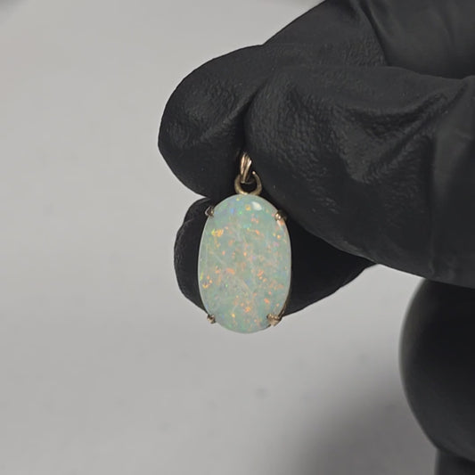 Antique 14k Yellow Gold Pendant with 2.5 carat Natural Opal