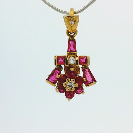 Vintage 18k Yellow Gold Pendant with Spinel and Diamond